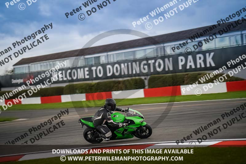 donington no limits trackday;donington park photographs;donington trackday photographs;no limits trackdays;peter wileman photography;trackday digital images;trackday photos